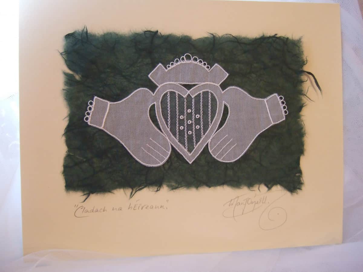 Cladach na hÉireann Dark Green