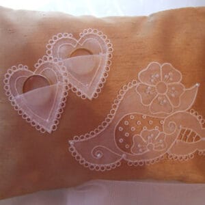 Bláthanna Lása Wedding Cushion